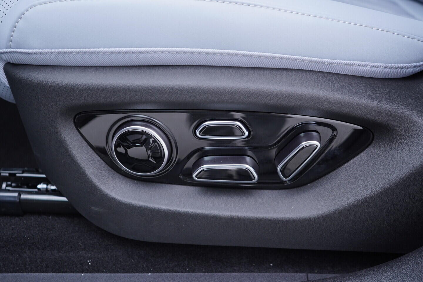 OH08300188_23.webp_SEALION 7 Excellence AWD 91,3 kWh 390 kW