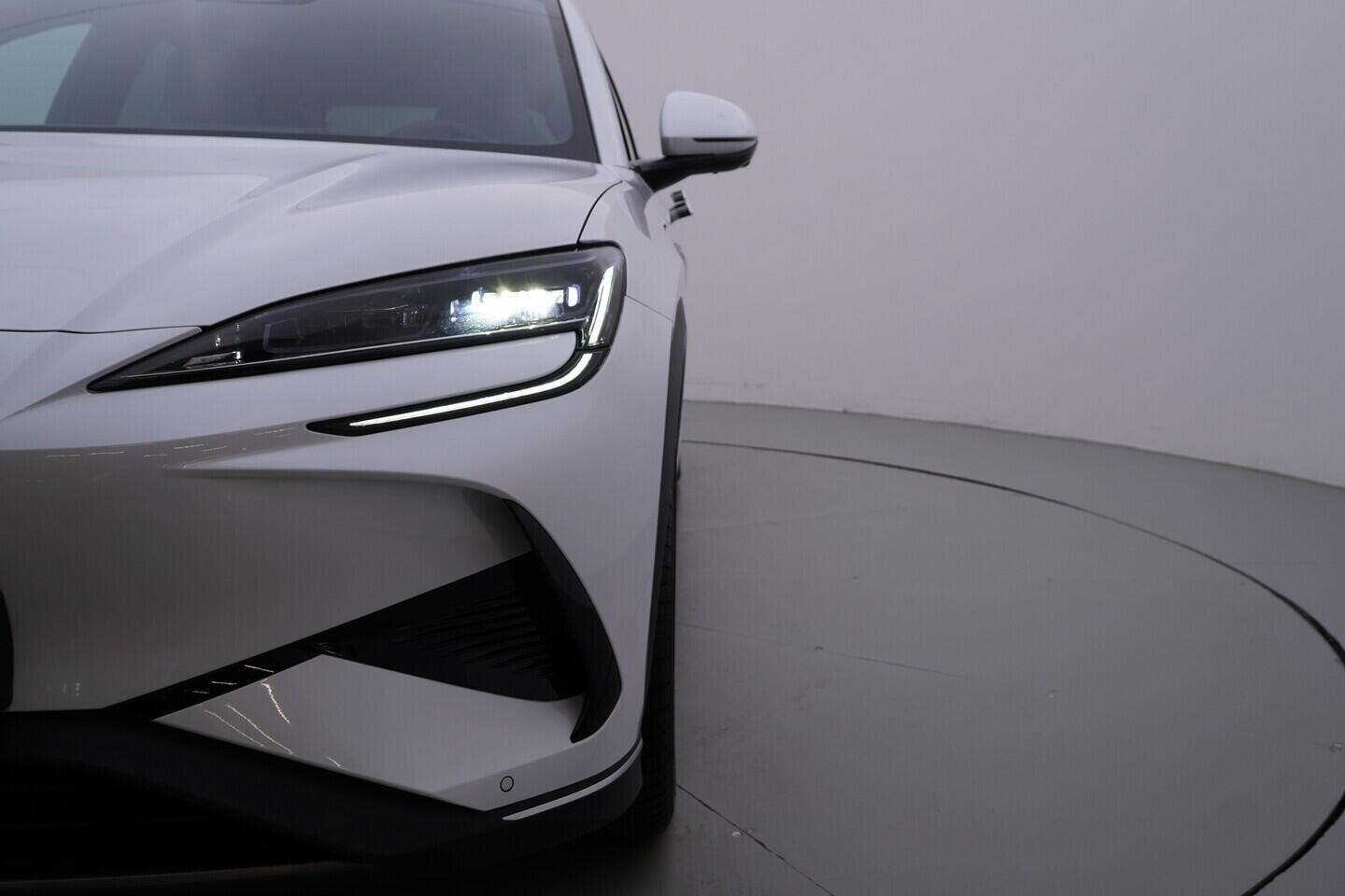 OH08300188_45.webp_SEALION 7 Excellence AWD 91,3 kWh 390 kW