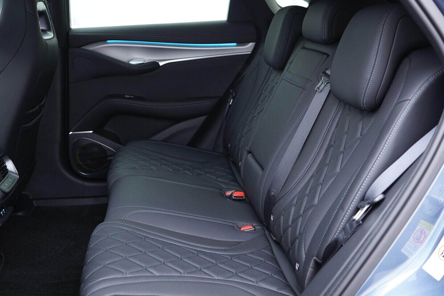 OH08300189_37.webp_SEALION 7 Comfort 230  kW