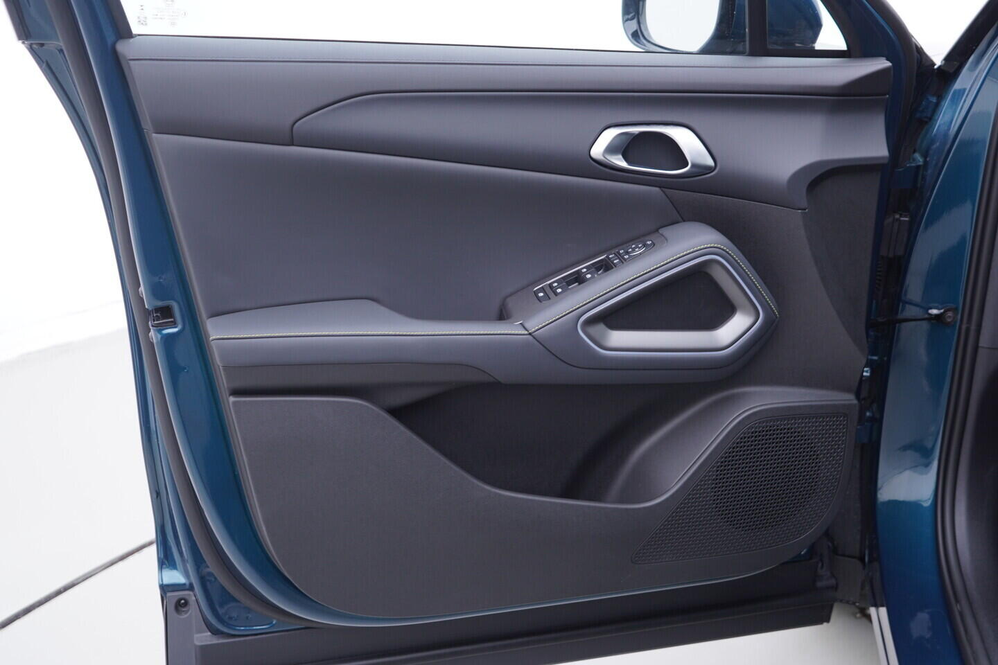 OH08300201_19.webp_Atto 2 DM-i Boost  156 kW