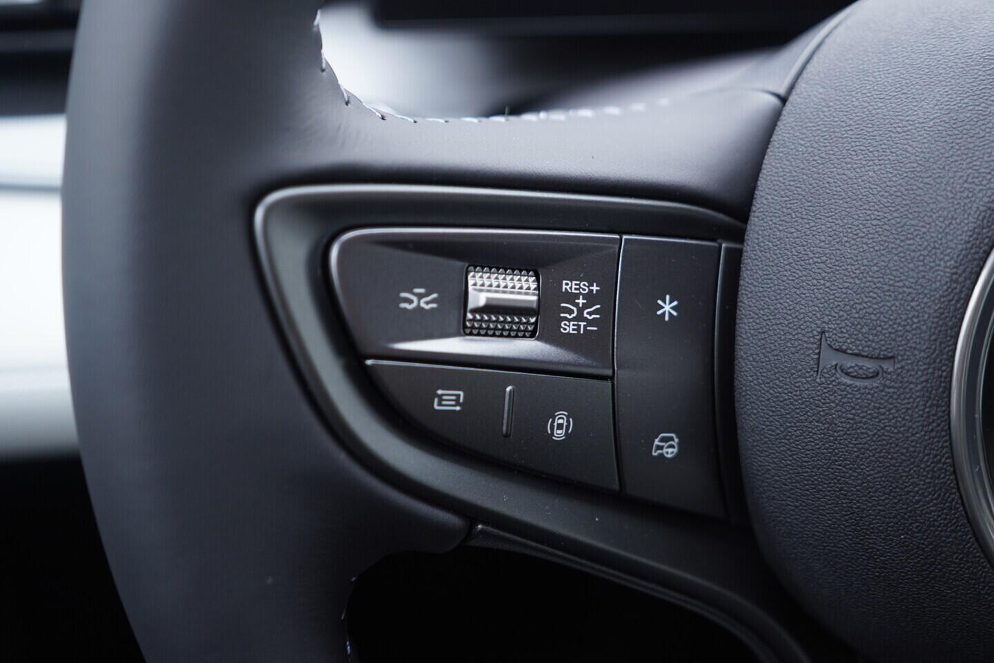 OH08300208_25.webp_SEAL 5 DM-i Design plug-in hybrid 156 kW