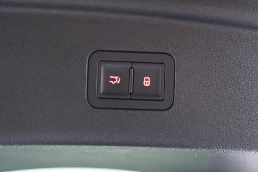 OH08300211_40.webp_SEALION 7 Excellence AWD 91,3 kWh 390 kW