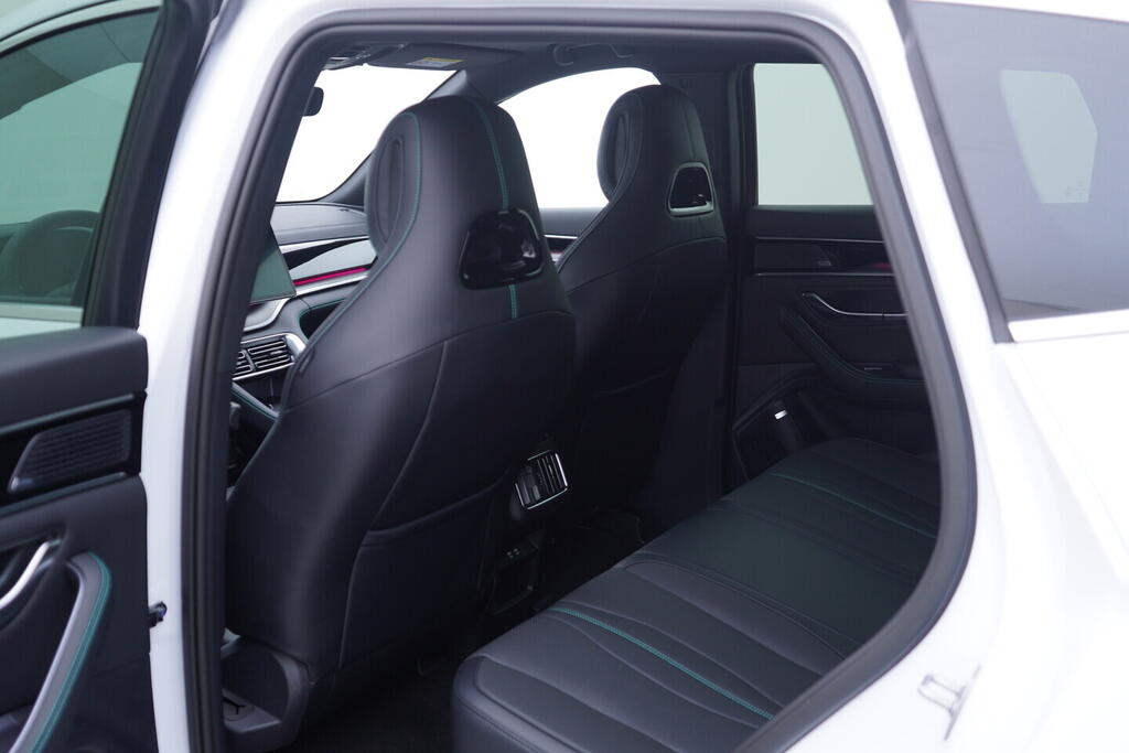 OH08300214_37.webp_SEAL U DMi Design plug-in hybrid 238 kW