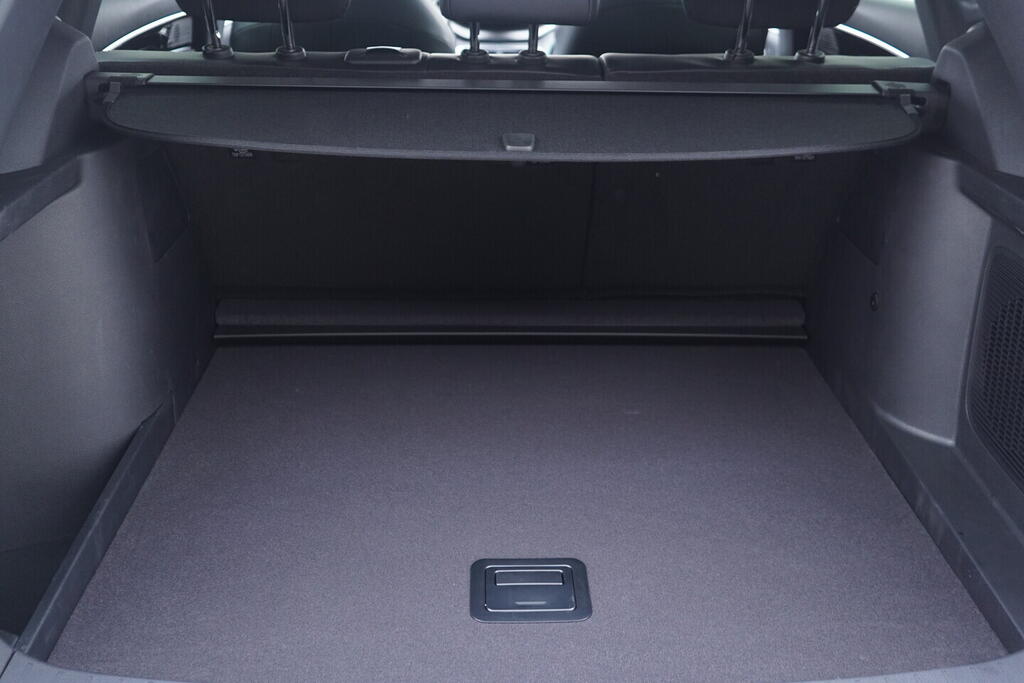 OH08300214_40.webp_SEAL U DMi Design plug-in hybrid 238 kW