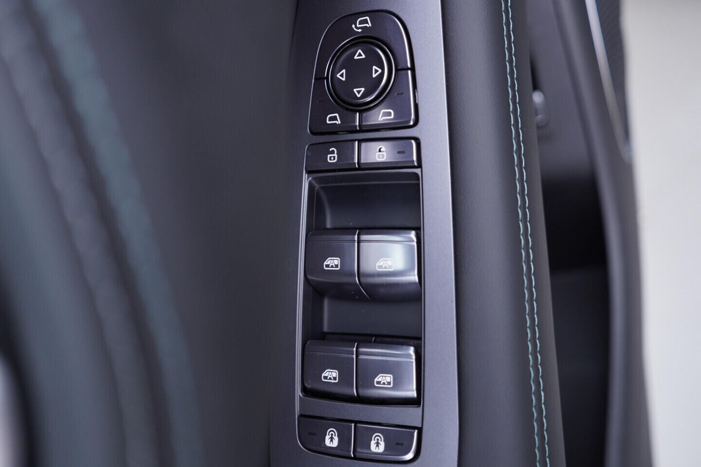 OH08300234_20.webp_SEALION 7 Comfort 230  kW