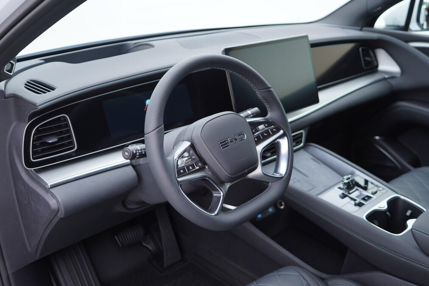 OH08300240_23.webp_SEALION 7 Excellence AWD 91,3 kWh 390 kW