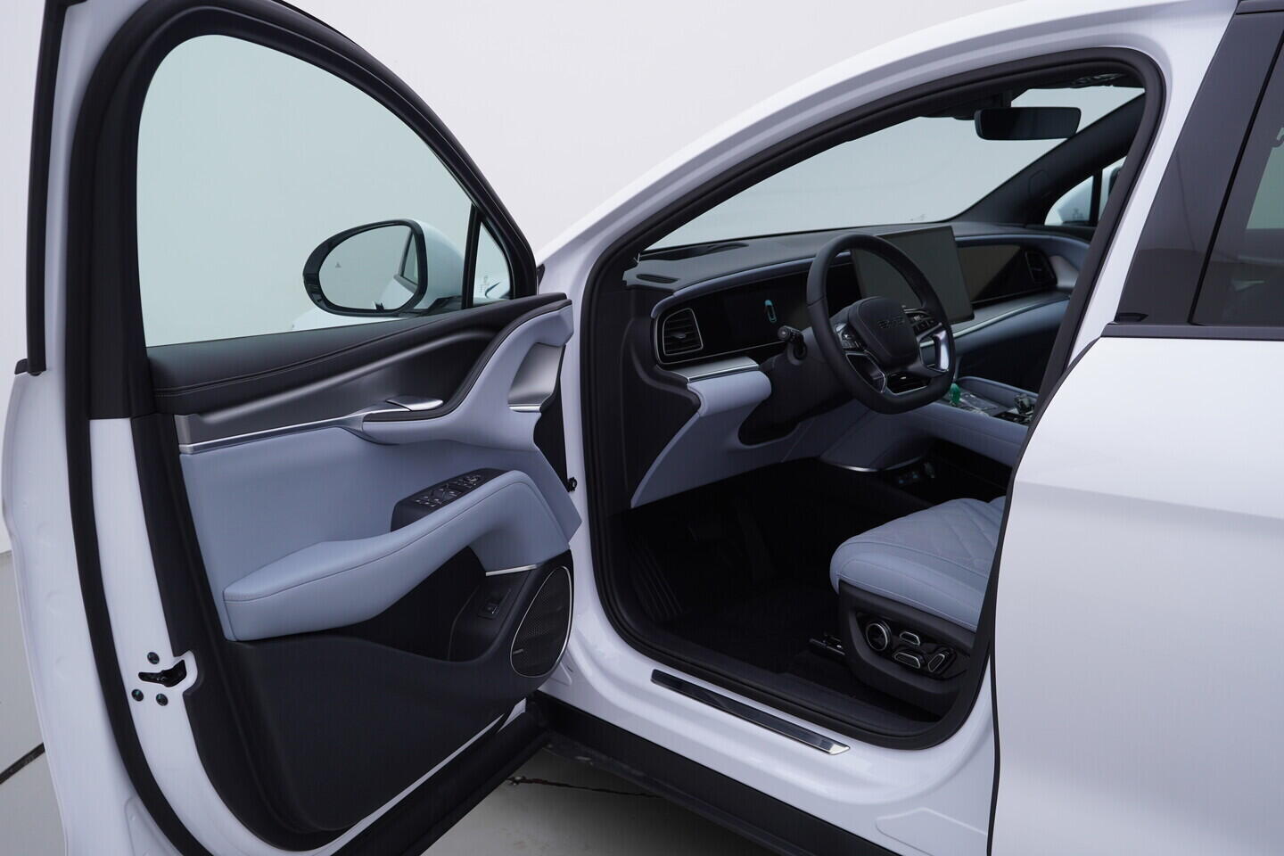 OH08300255_18.webp_SEALION 7 Excellence AWD 91,3 kWh 390 kW