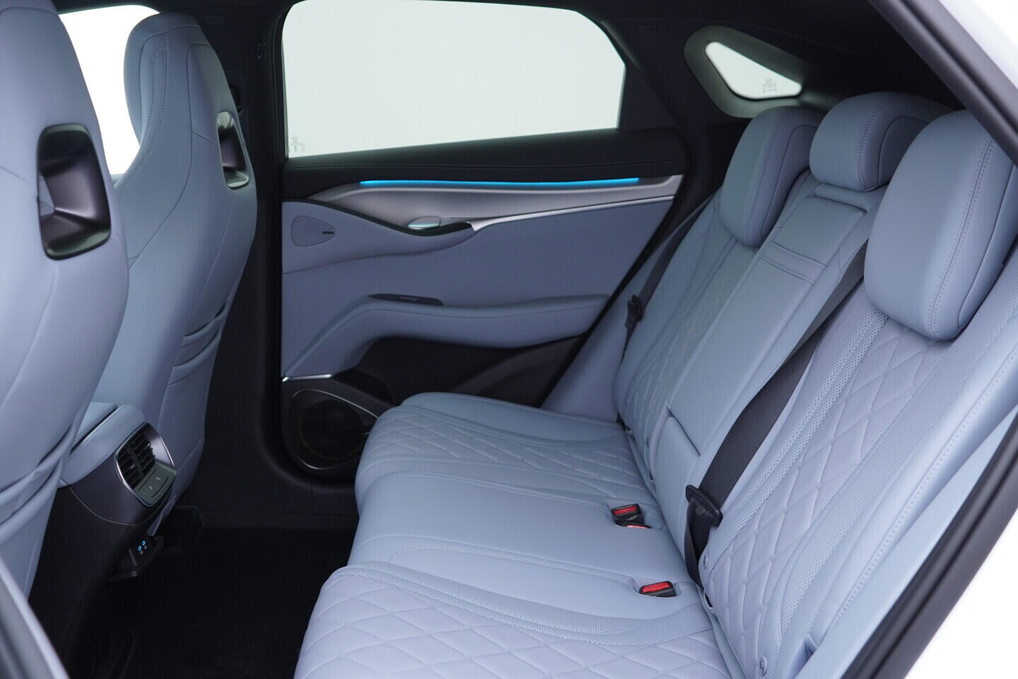 OH08300255_37.webp_SEALION 7 Excellence AWD 91,3 kWh 390 kW