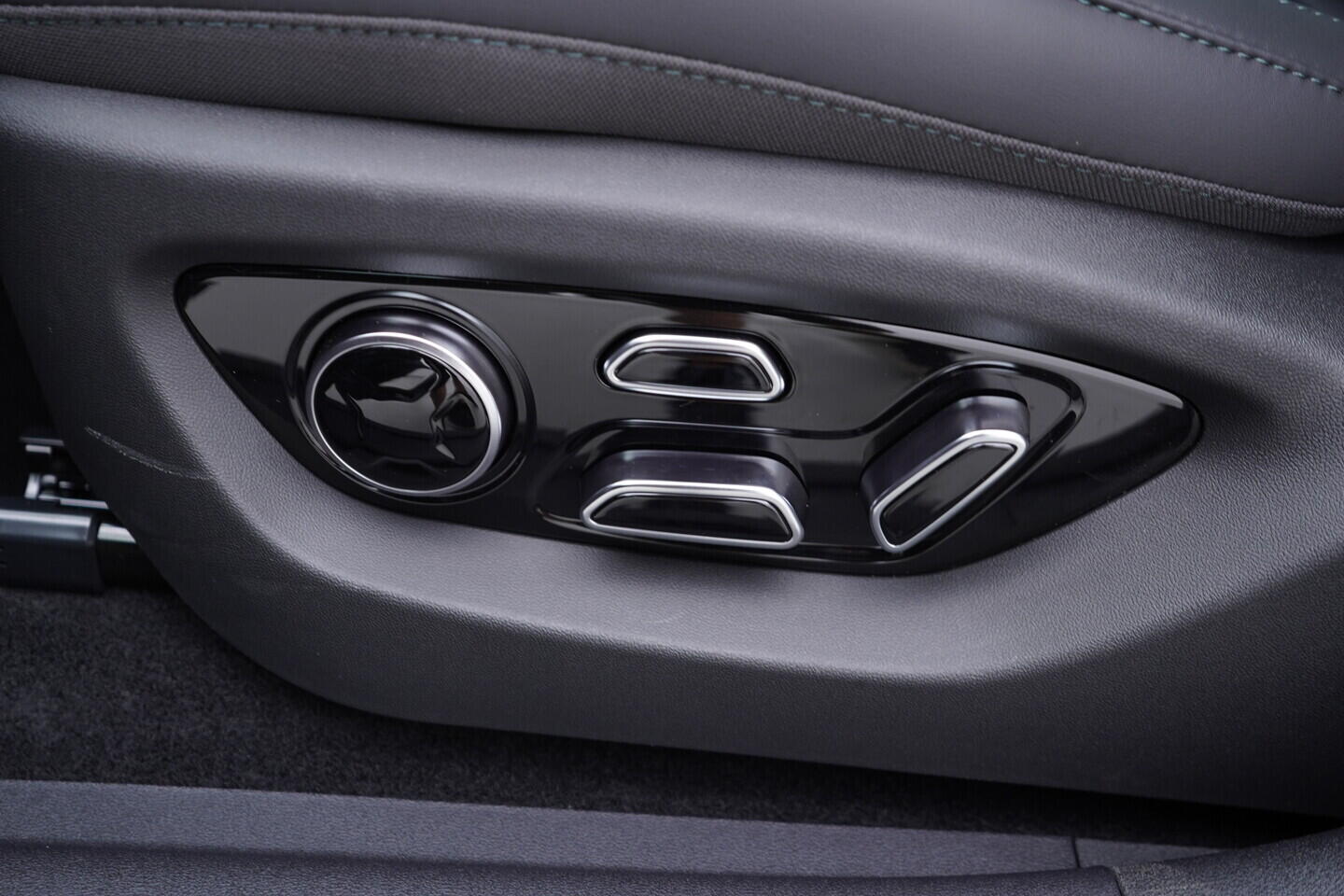OH08300257_24.webp_SEALION 7 Excellence AWD 91,3 kWh 390 kW