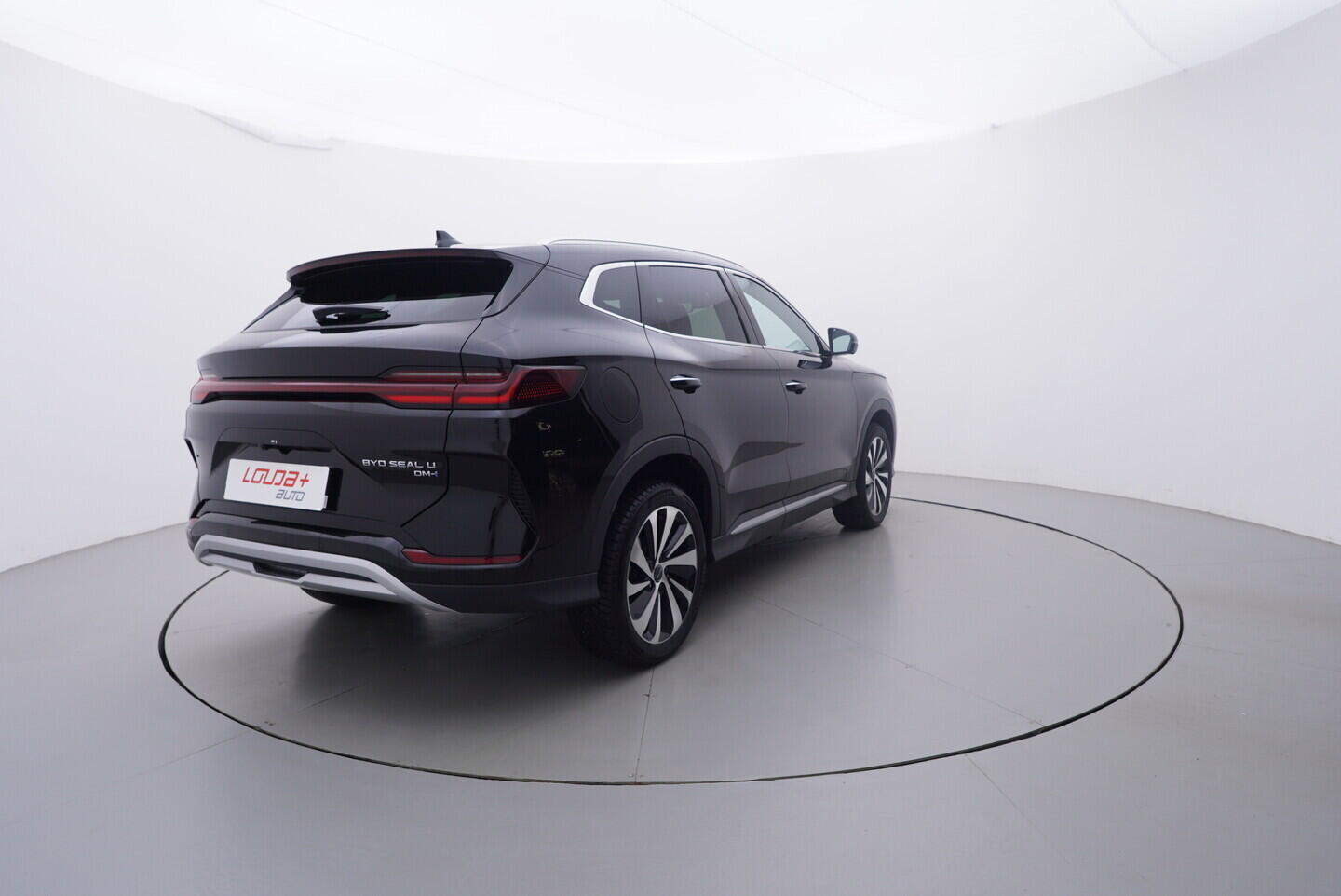 OH08300264_14.webp_SEAL U DMi Design plug-in hybrid 238 kW