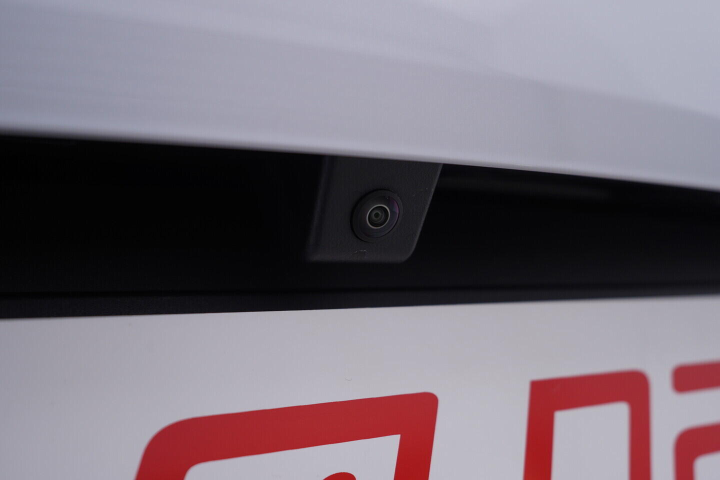 OH08300273_40.webp_Atto 3 Design  230 kW