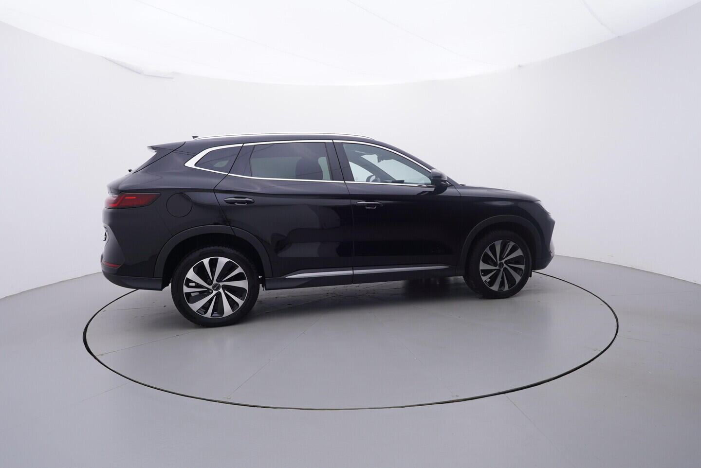 OH08300287_15.webp_SEAL U DMi Design plug-in hybrid 238 kW