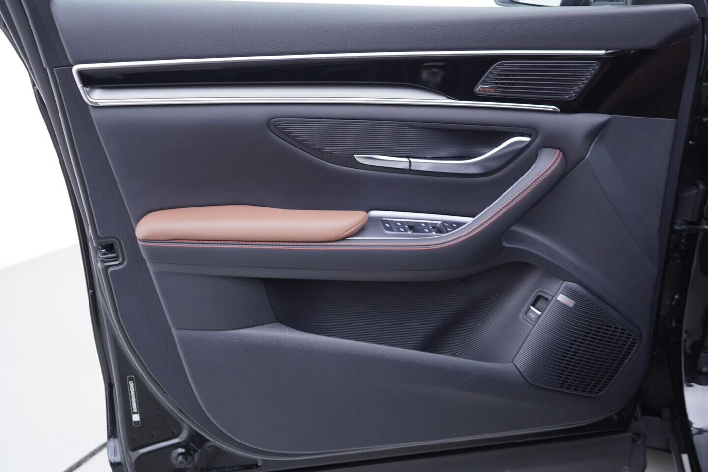 OH08300287_19.webp_SEAL U DMi Design plug-in hybrid 238 kW
