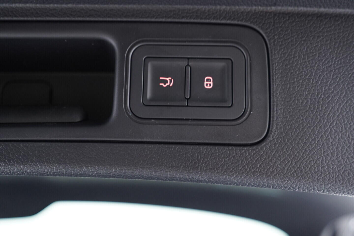 OH08300287_37.webp_SEAL U DMi Design plug-in hybrid 238 kW