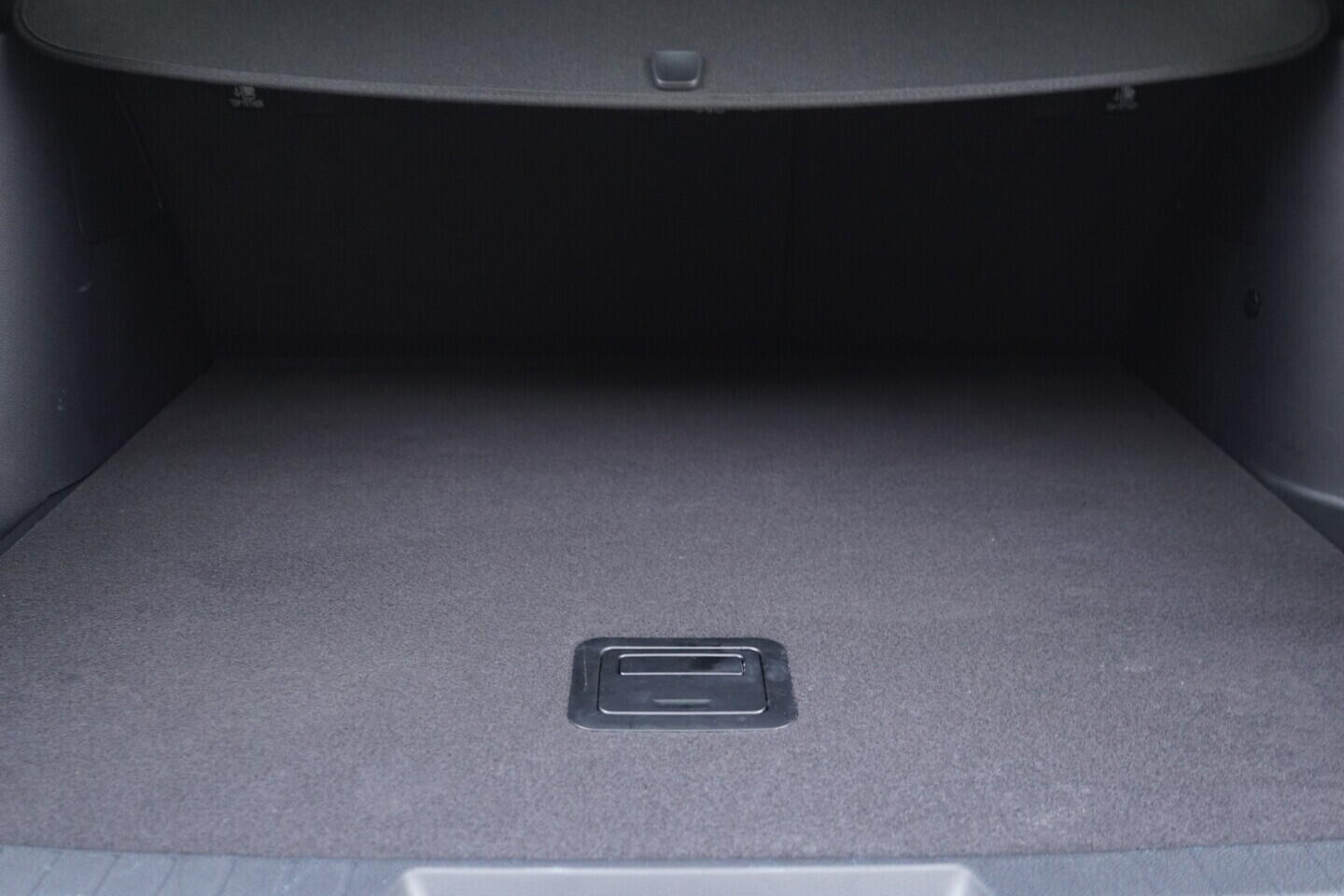 OH08300287_38.webp_SEAL U DMi Design plug-in hybrid 238 kW