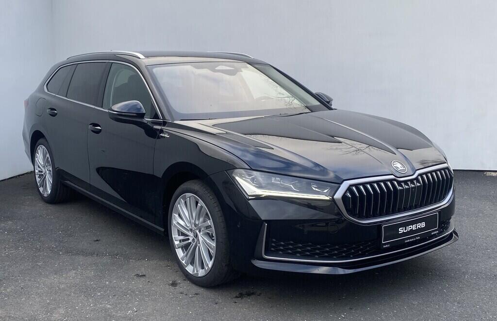 OH11004801_12.webp_Superb Combi L&K  2,0 TDI 4x4  142 kW