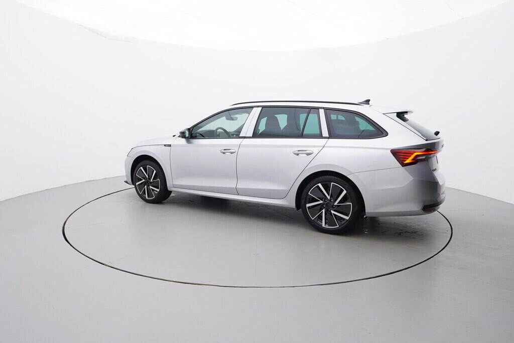 OH11005237_12.webp_Octavia Combi Sportline 1,5 TSI 110 kW DSG