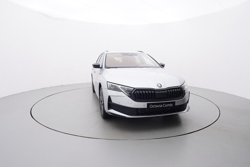OH11005237_17.webp_Octavia Combi Sportline 1,5 TSI 110 kW DSG