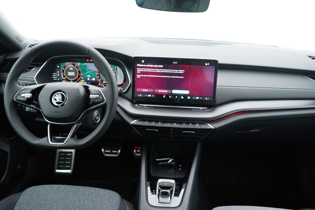 OH11005237_19.webp_Octavia Combi Sportline 1,5 TSI 110 kW DSG
