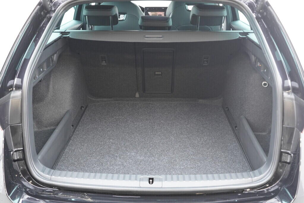 OH11005273_20.webp_Octavia Combi Sportline 1,5 TSI 110 kW DSG