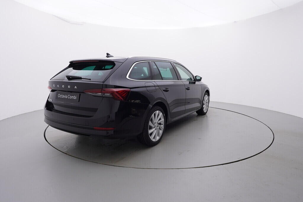 OH11005401_14.webp_Octavia Combi Style 2,0 TDI 110 kW