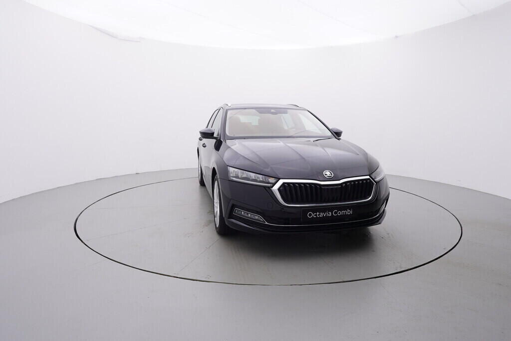 OH11005401_17.webp_Octavia Combi Style 2,0 TDI 110 kW