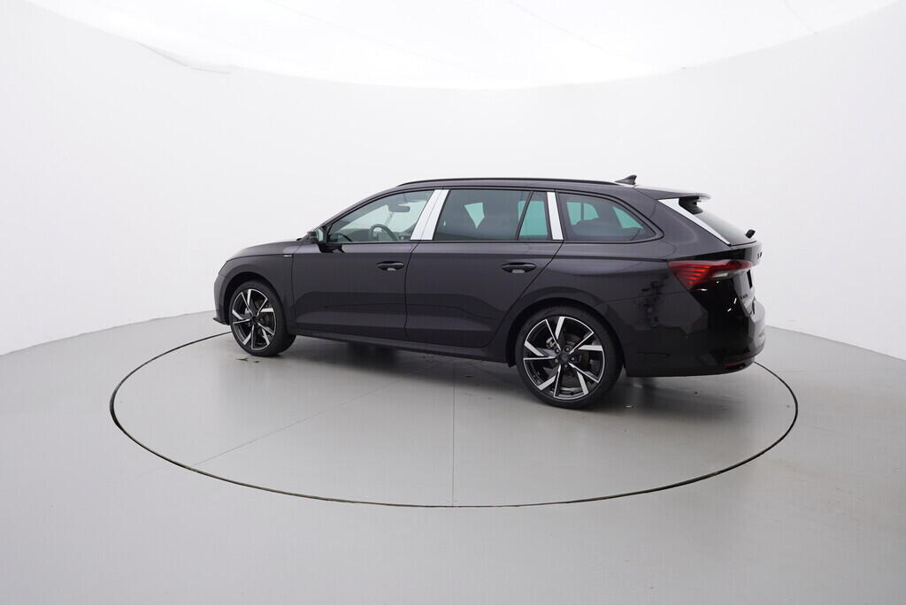 OH11005438_12.webp_Octavia Combi Sportline 1,5 TSI 110 kW