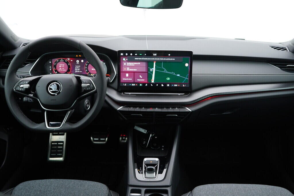 OH11005438_19.webp_Octavia Combi Sportline 1,5 TSI 110 kW