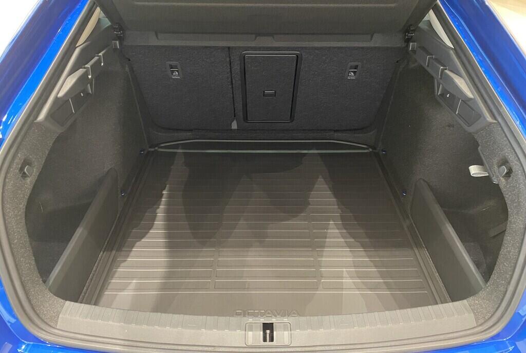 OH11005464_21.webp_Octavia Selection 1,5 TSI 110 kW