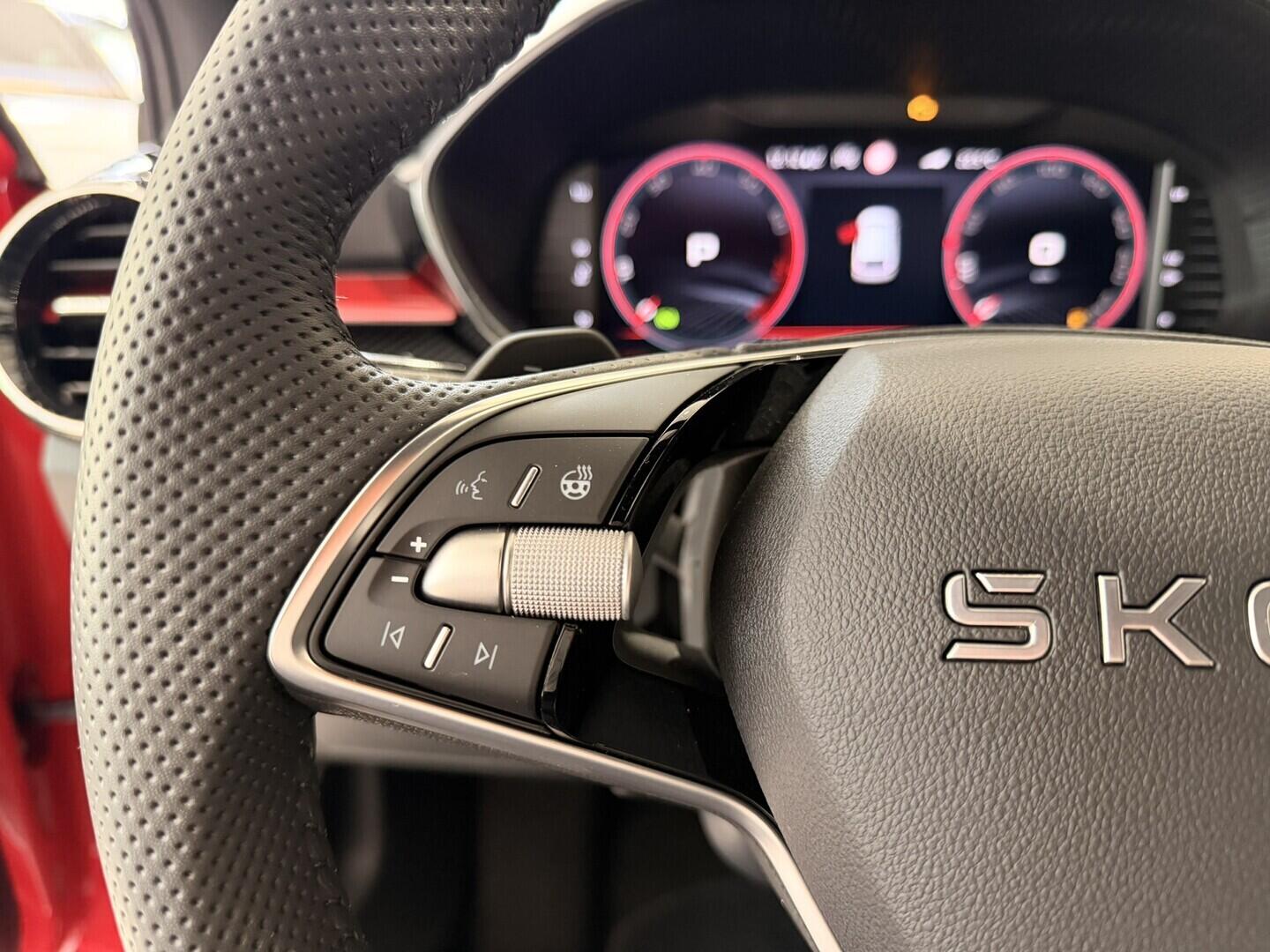 OH11005578_20.webp_Fabia Monte Carlo 1.0 TSI 85 kW DSG