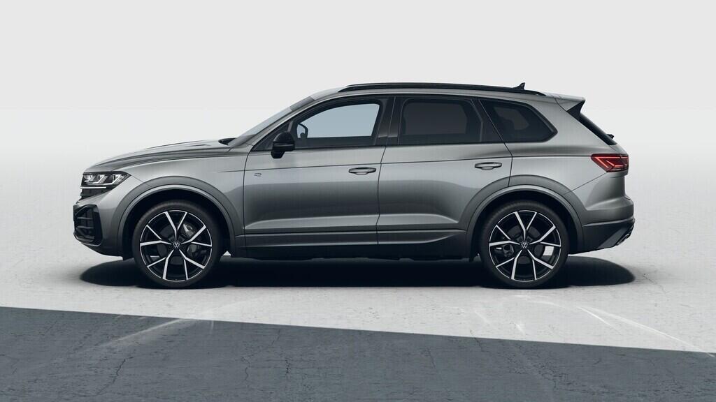 OH23O03446_11.webp_Touareg R-Line V6 3,0 TDI 210 kW Tiptronic 8st. automat