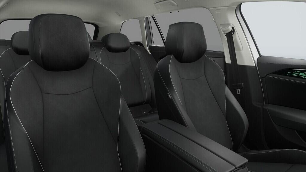 OH23O03506_16.webp_Passat Elegance 2,0 TDI 110 kW 7 DSG