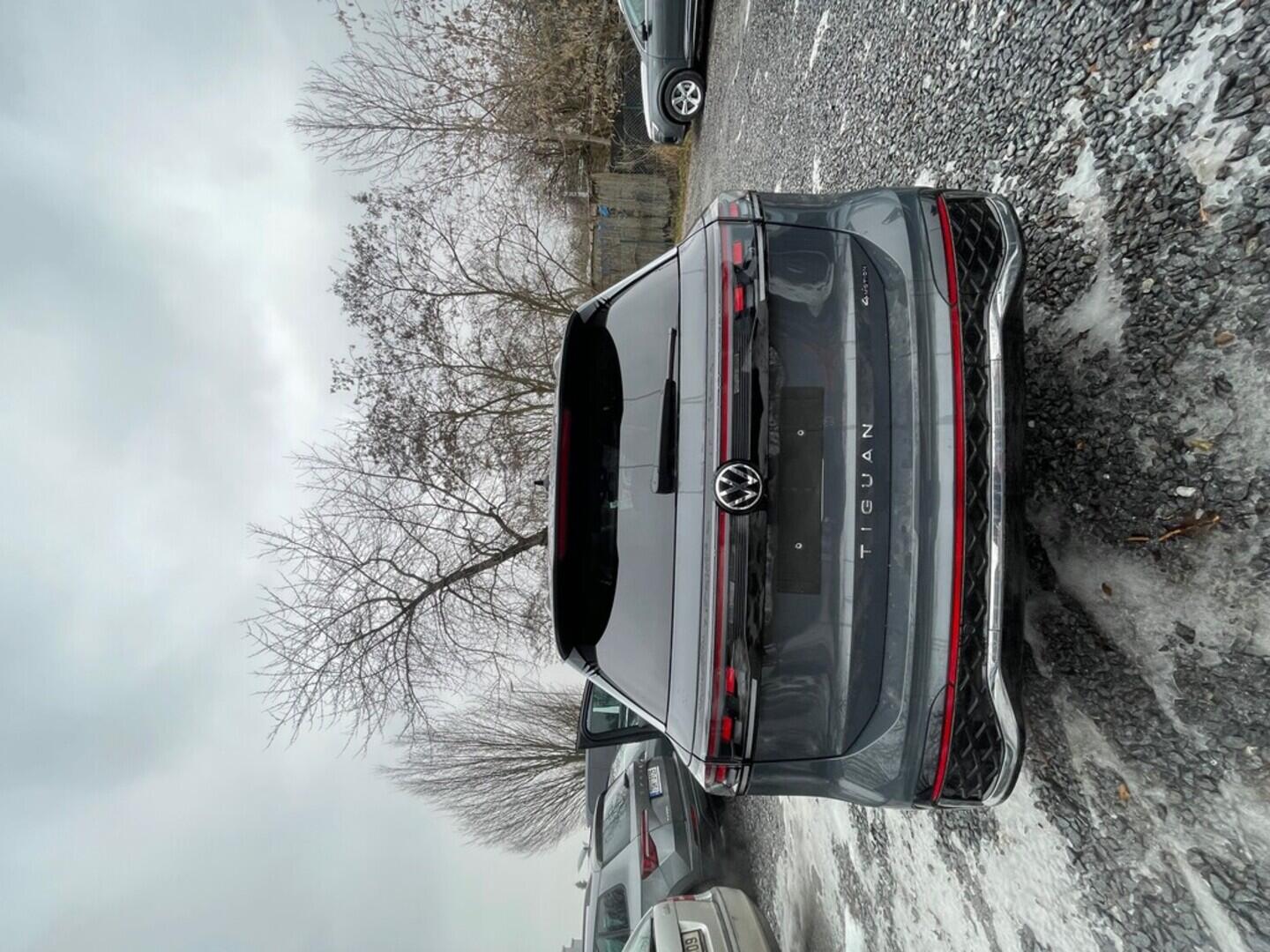 OH23O03557_18.webp_Tiguan R-Line People 2,0 TDI 142 kW 4MOT  142 kW