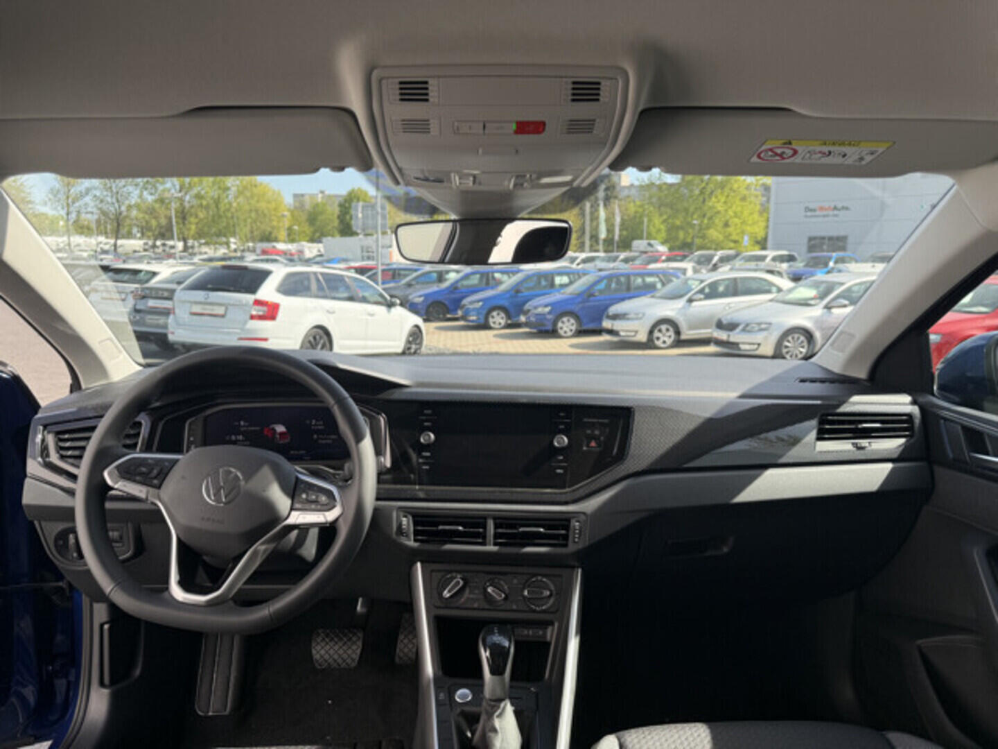 OH23O03626_24.webp_Taigo People 1,0 TSI 85 kW 7 DSG