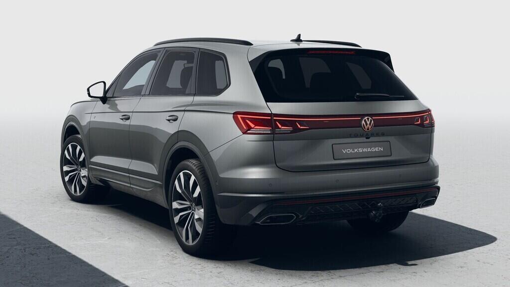 OH23O03647_12.webp_Touareg R-Line People 3,0 TDI 170 kW 8 st.automat