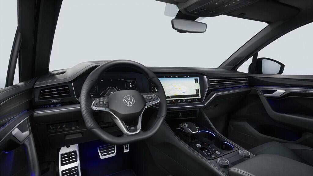 OH23O03647_17.webp_Touareg R-Line People 3,0 TDI 170 kW 8 st.automat