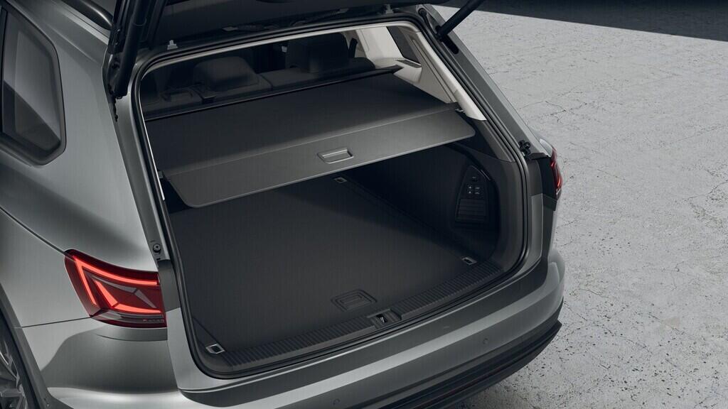 OH23O03689_18.webp_Touareg Friends 3,0  210 kW