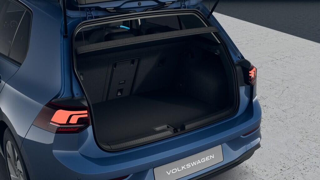 OH23O03691_18.webp_Golf People 1,5 TSI 85 kW