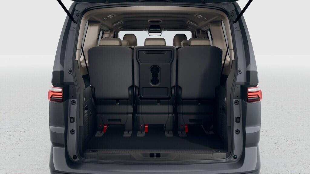 OH23U01024_17.webp_Akční Multivan Long 2,0 TDI 110 kW