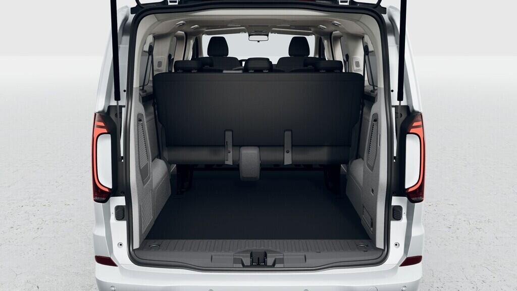 OH23U01039_17.webp_Entry Caravelle Life 2.0 TDI 110 kW