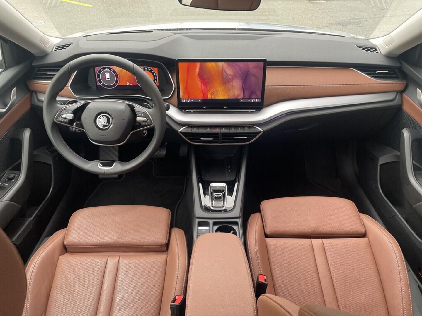 OI11002548_16.webp_Octavia Combi Selection  2,0 TDI 110 kW