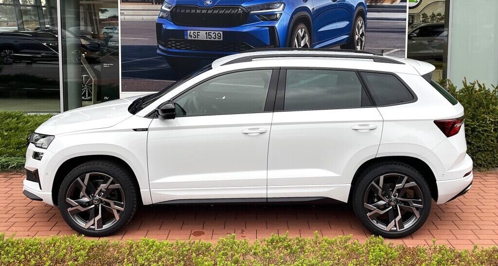 OI11002686_11.webp_Karoq Sportline  2,0 TDI 4x4 110 kW