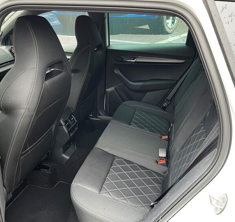 OI11002686_17.webp_Karoq Sportline  2,0 TDI 4x4 110 kW