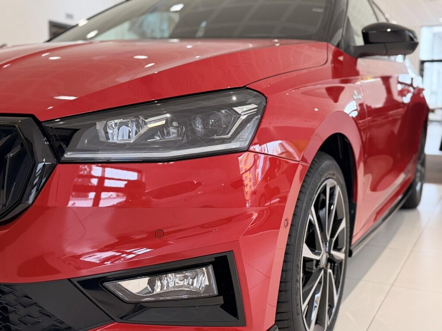 OI11002785_27.webp_Fabia Monte Carlo 1.0 TSI 85 kW DSG