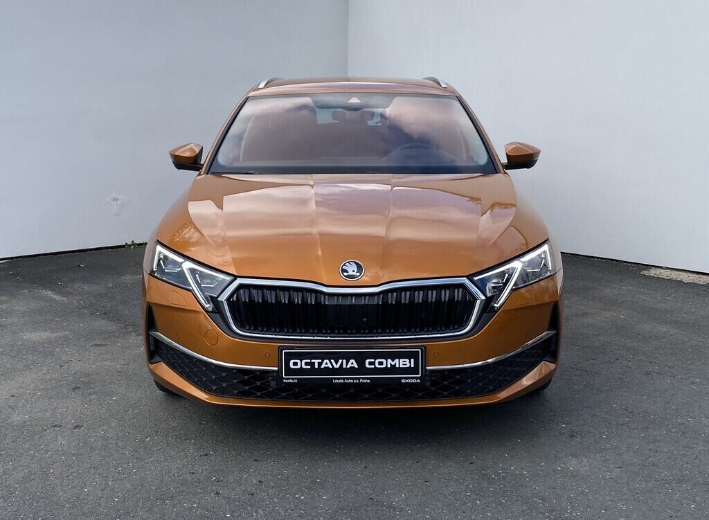 OI11002801_11.webp_Octavia Combi Selection  2,0 TDI 110 kW