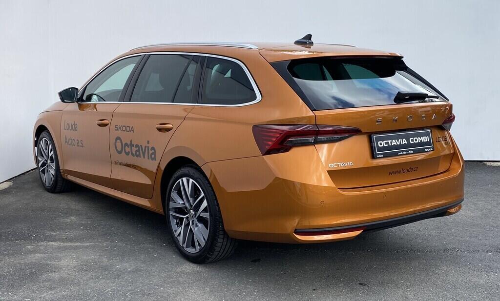 OI11002801_16.webp_Octavia Combi Selection  2,0 TDI 110 kW