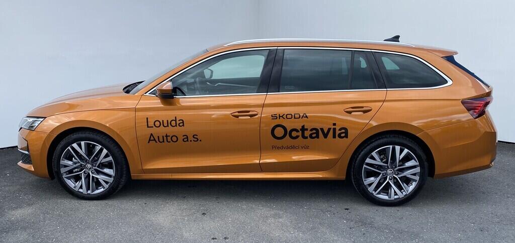 OI11002801_17.webp_Octavia Combi Selection  2,0 TDI 110 kW