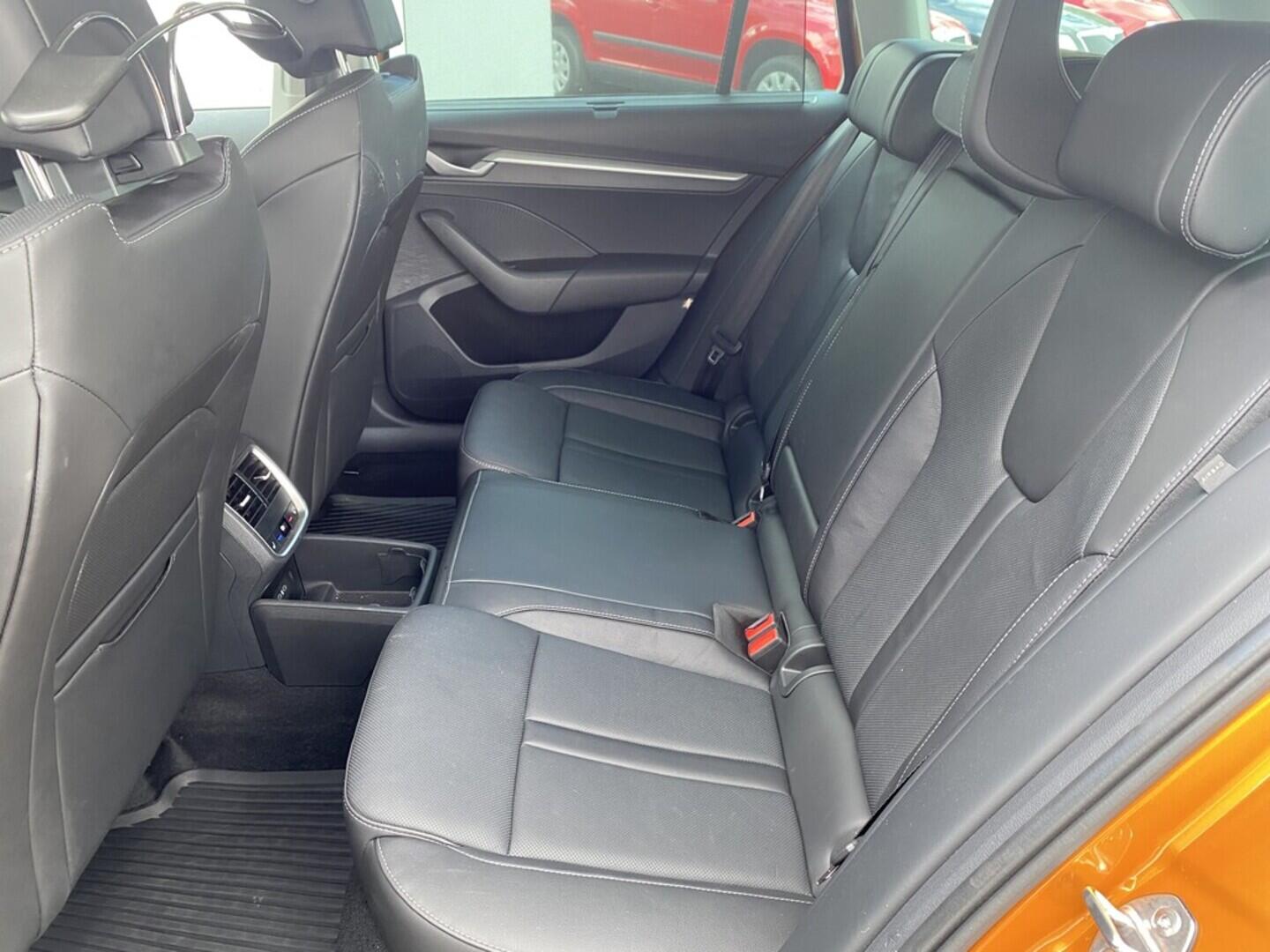 OI11002801_19.webp_Octavia Combi Selection  2,0 TDI 110 kW