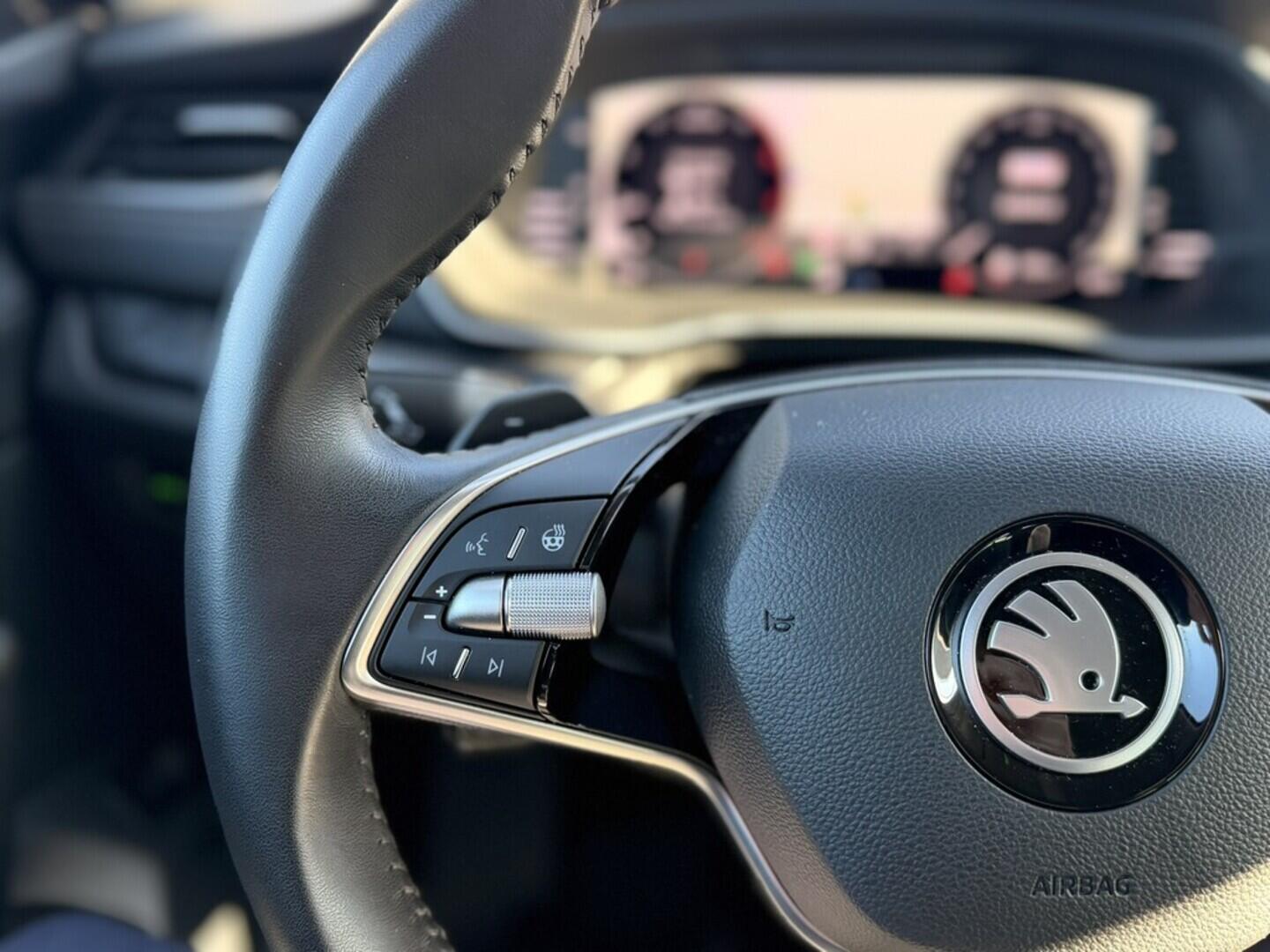 OI11002801_26.webp_Octavia Combi Selection  2,0 TDI 110 kW