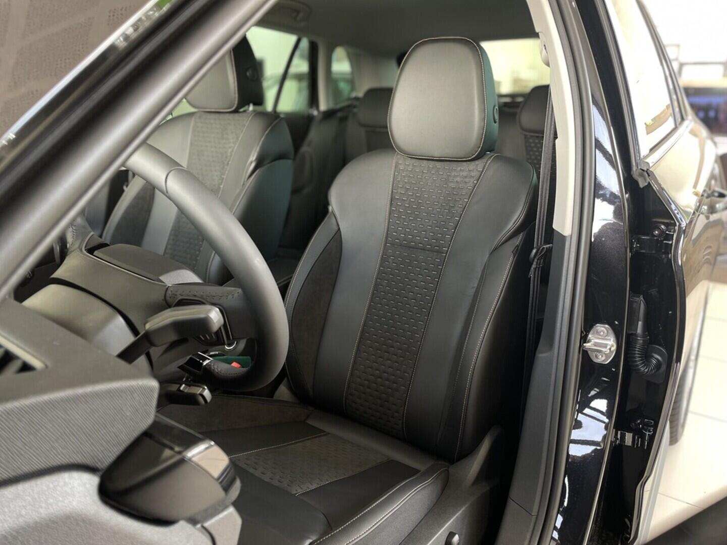 OI11002822_20.webp_Kamiq 130 let Premium 1.0 TSI 85 kW DSG